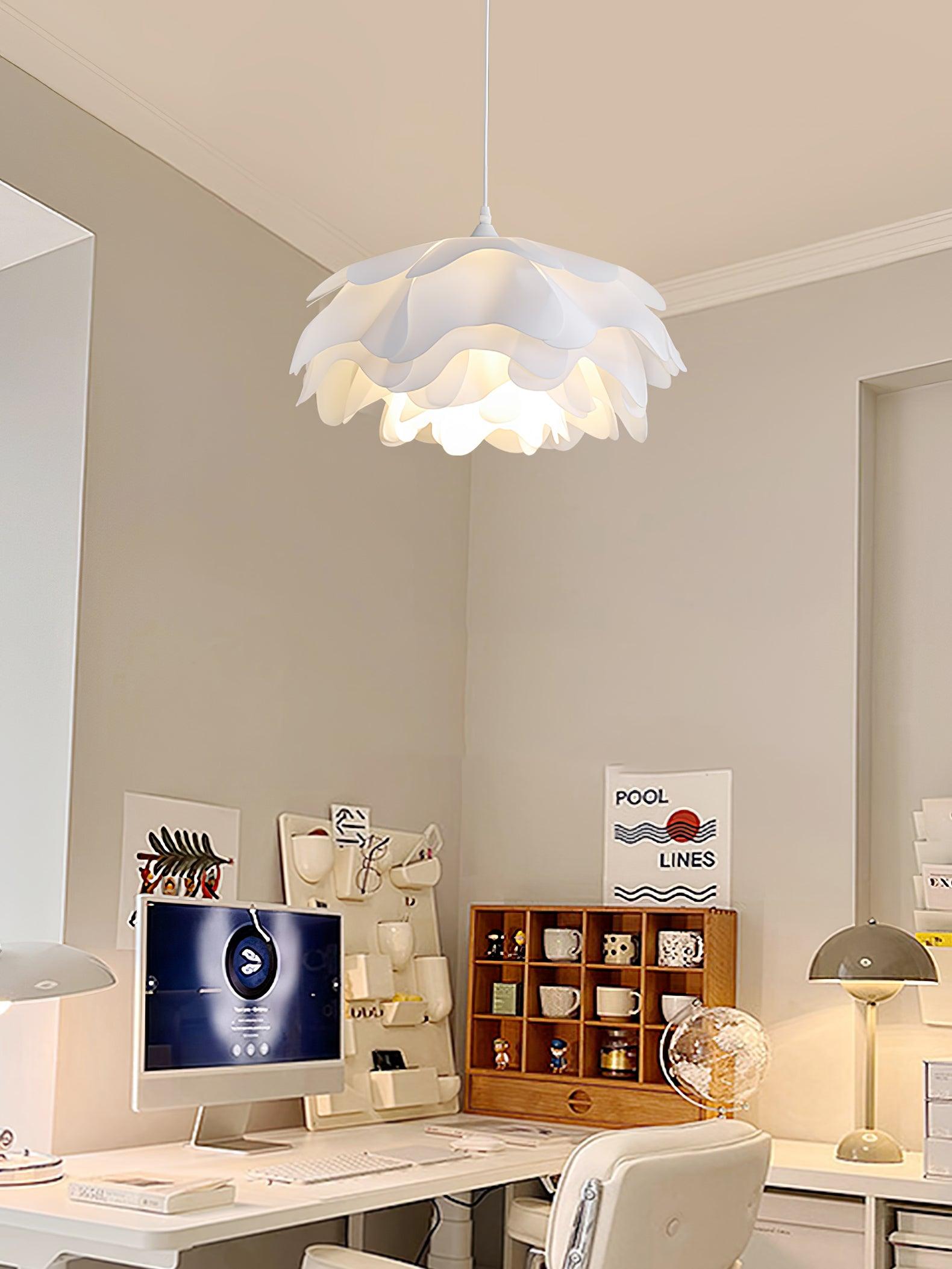 Witte Hanglamp in Bloemvorm