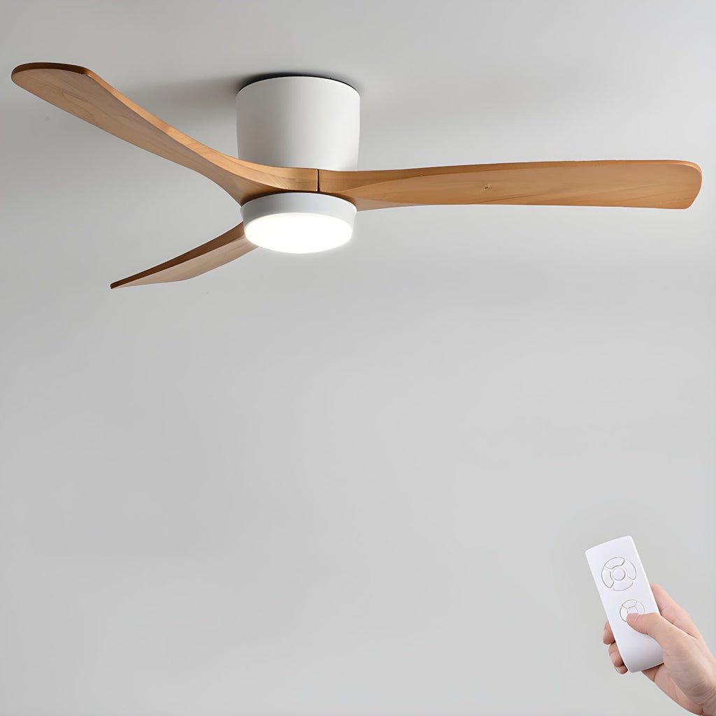 Houten plafondventilator met licht