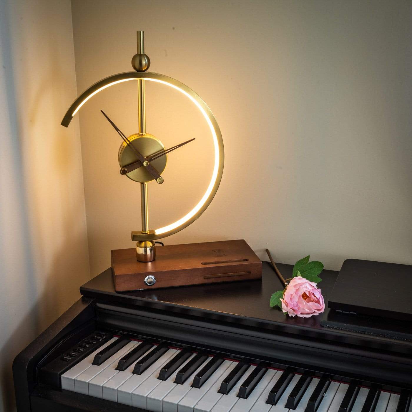 NagoyaLight | Luxe Lamp Klok met Oplader