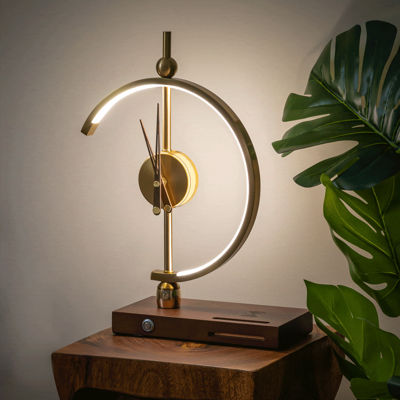 NagoyaLight | Luxe Lamp Klok met Oplader